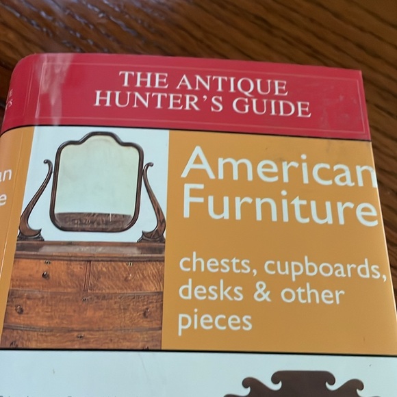 Antique Hunter’s Guide Hardback Book - Picture 7 of 8